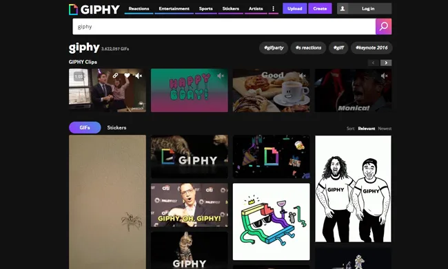 سایت گیف GIPHY
